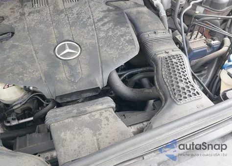 2015 Mercedes-Benz Gl 450 4Matic z USA, uszkodzony, nr VIN 4JGDF6EEXFA517411